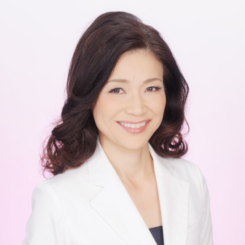 <b>帝京平成大学薬学部　教授<br />
井手口 直子 先生</b>